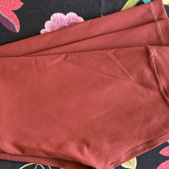 Lululemon 25” leggings - Picture 3 of 3